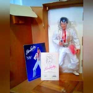 1984 Elvis Presley collectable doll